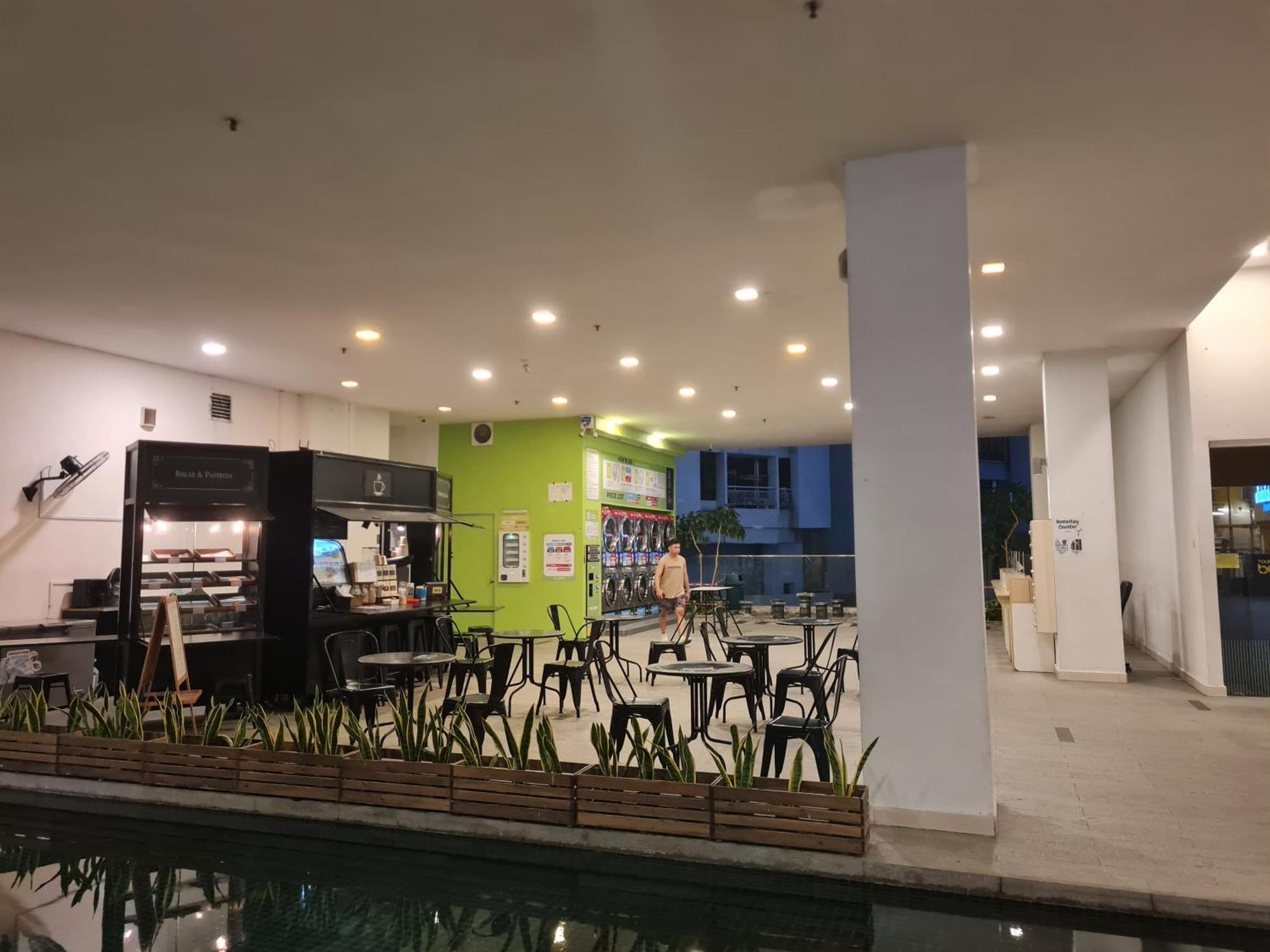 Hostel At Regalia Sky Pool Kuala Lumpur Exterior foto
